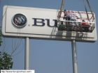 鑫溢、鑫通汽車銷售服務(wù)有限公司店面及擎天柱標(biāo)志牌清潔工程
